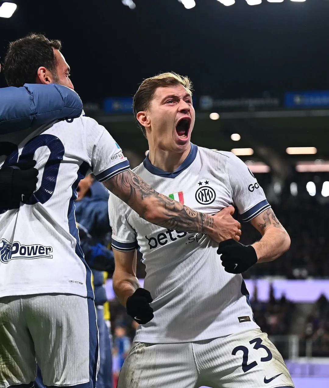 关于西欧球队展现实力,轻松获得下局胜利的信息 关于西欧球队展现实力,轻松获得下局胜利的信息