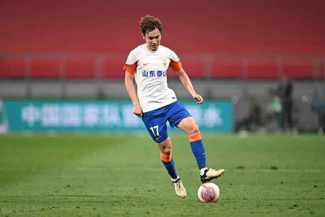 鲁能球员伤愈康复重新回归赛场 鲁能球员伤愈康复重新回归赛场