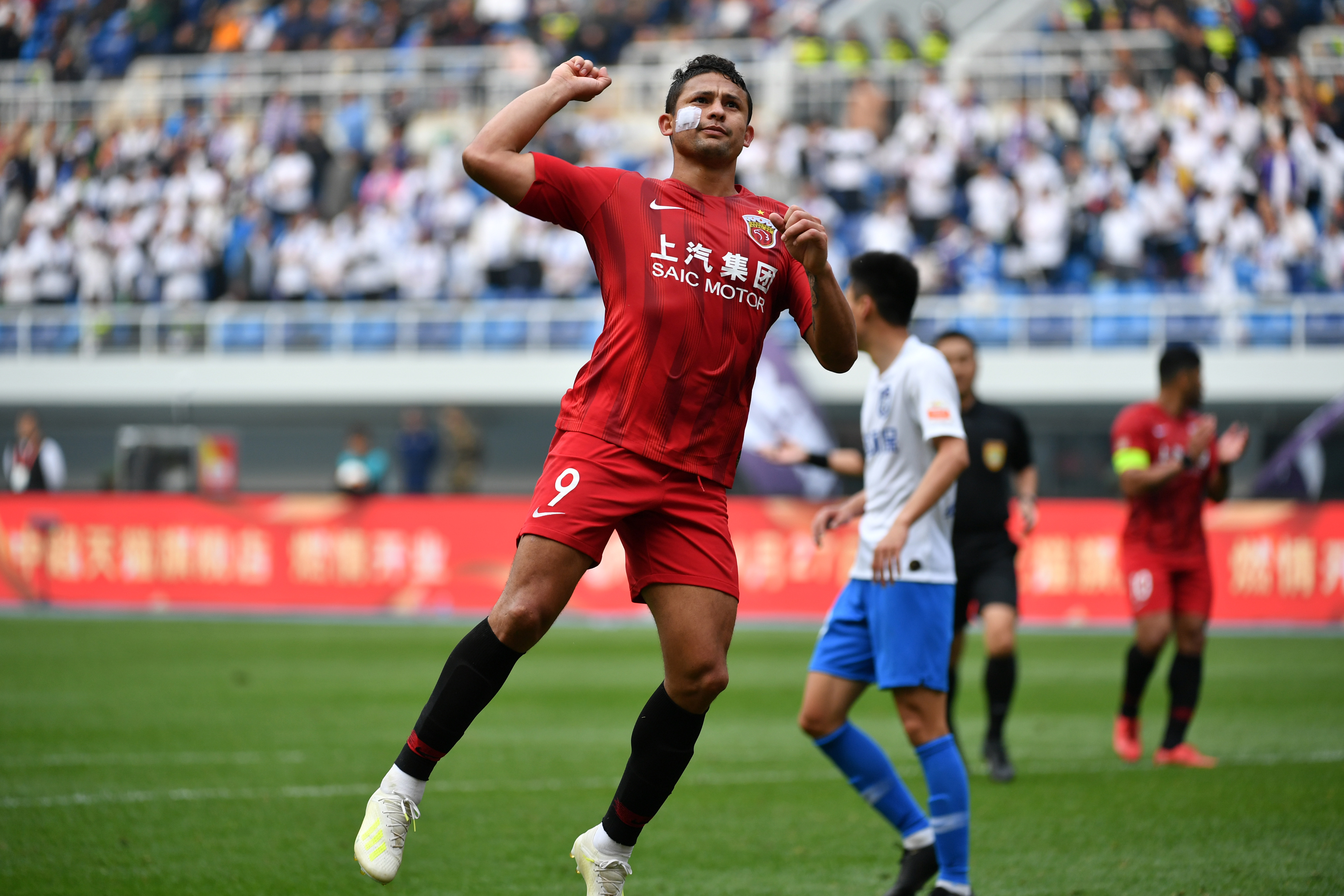 包含上海上港胜大连实德,保持高位积分的词条 包含上海上港胜大连实德,保持高位积分的词条