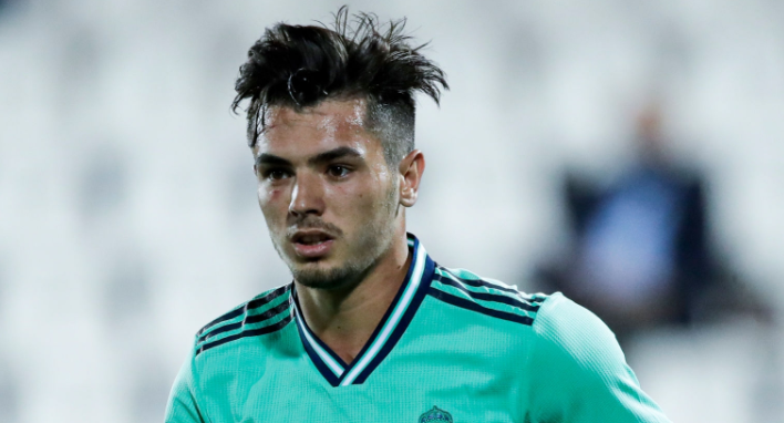 米兰中场接近转会流言,俱乐部尚未正式回应 米兰中场接近转会流言,俱乐部尚未正式回应