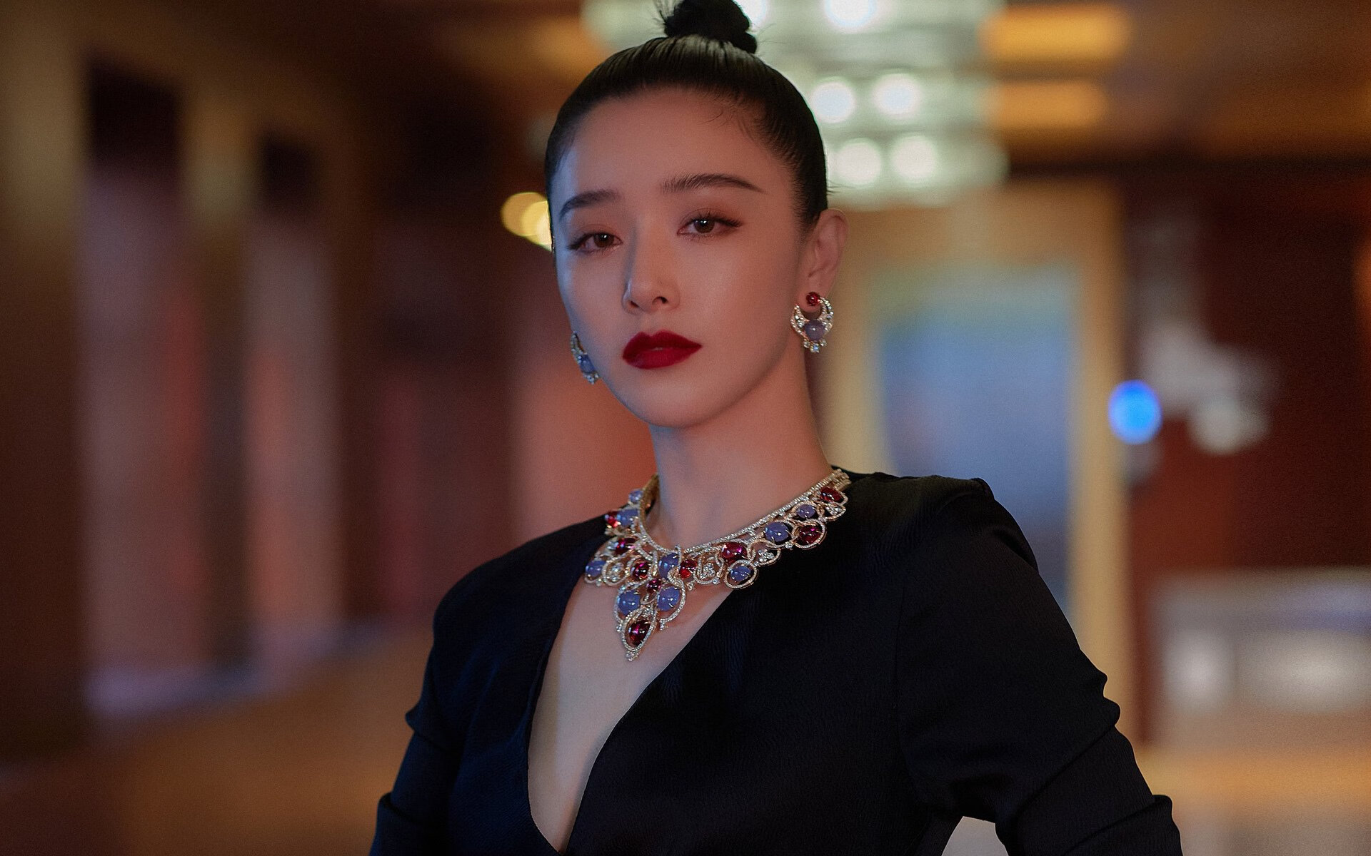 铁蹄与锁链,公牛如何打穿上海队,贝恩在防守端的窒息统治