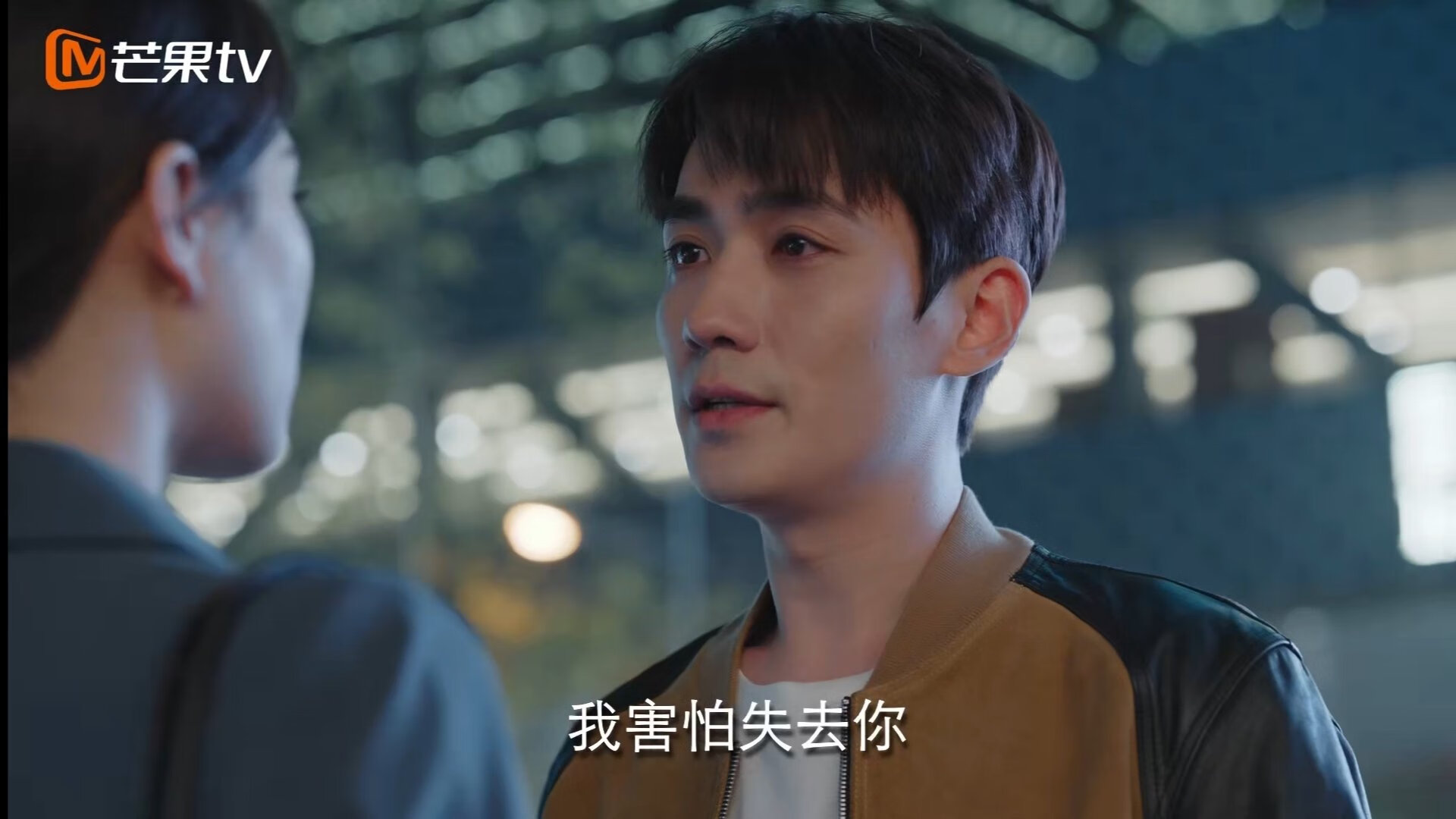 雷霆万钧—西亚卡姆压哨绝杀尼克斯,一夜之间成为雷霆新关键先生